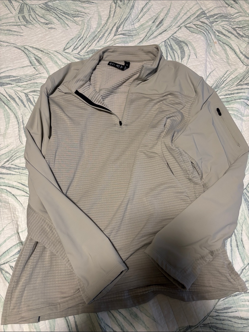 Ten Thousand Men's Lightweight Quarter-Zip Shirt Jacket in Light Gray